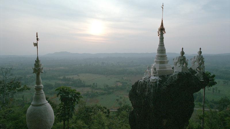 Parue dans : Mae Sot
