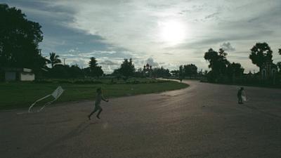 Parue dans : Vientiane