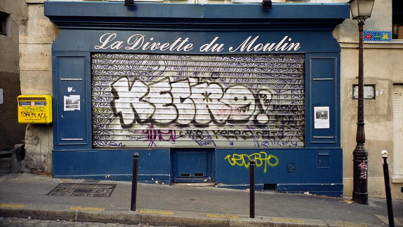 Parue dans : Paris