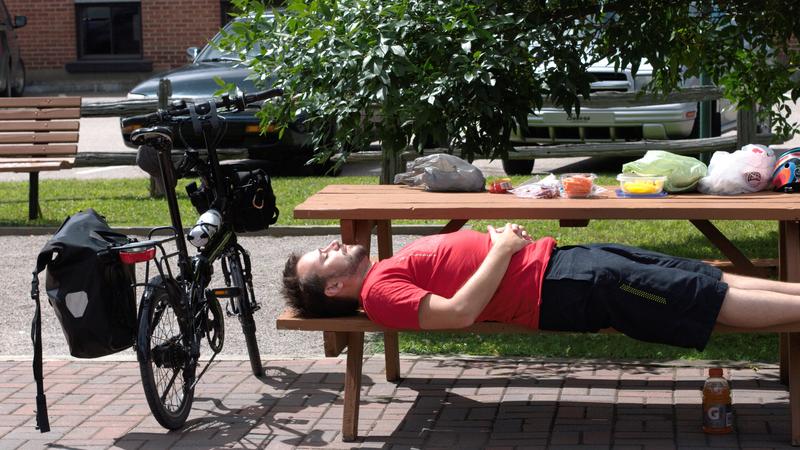 Parue dans : Quelques kilomètres aux alentours de Rivière-Rouge
