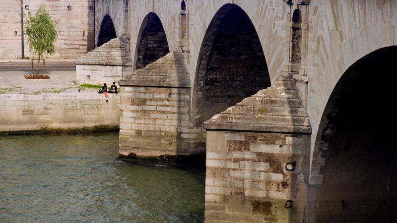 Parue dans : Paris
