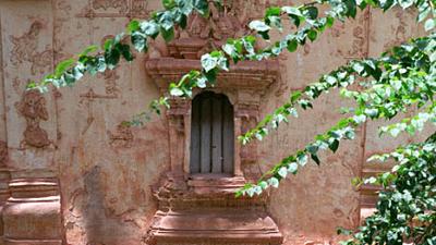 Parue dans : Vientiane