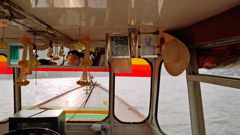 Parue dans : Chao Phraya River Express