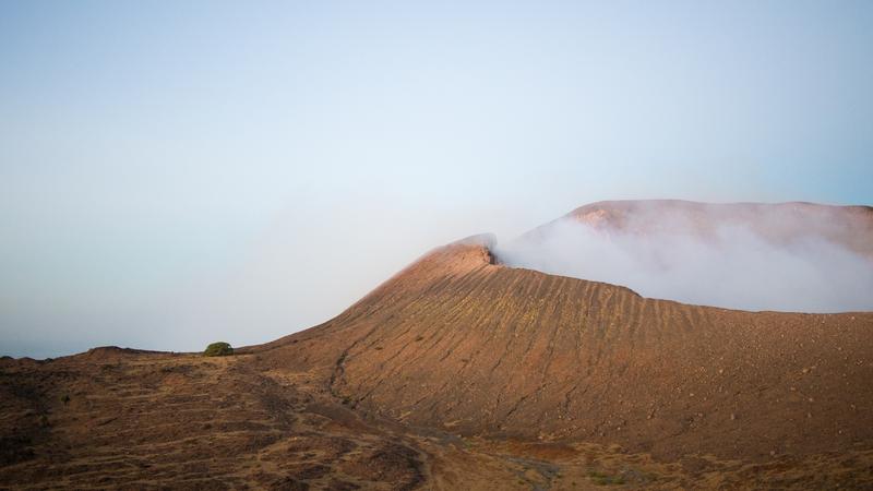 Parue dans : Volcan Telica