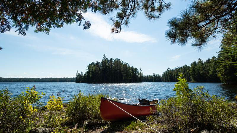 Parue dans : Canot-camping au lac Kipawa