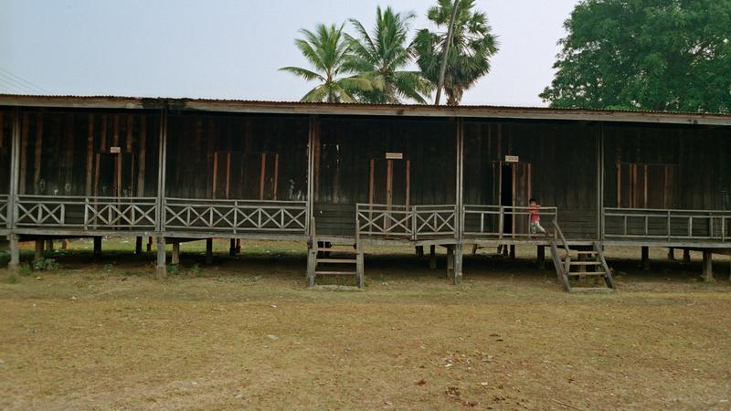 Parue dans : Champassak