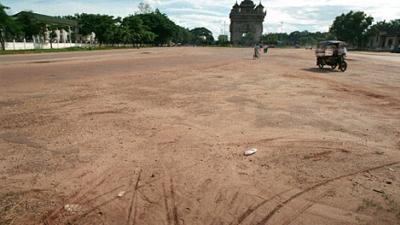Parue dans : Vientiane