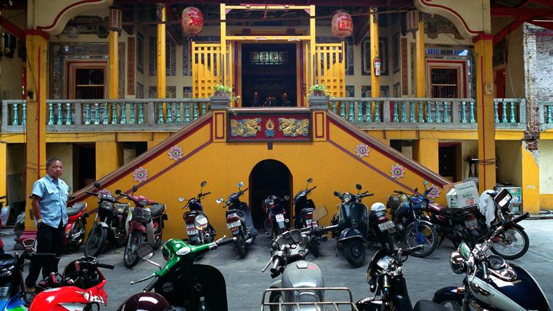 Parue dans : Les temples de Bangkok