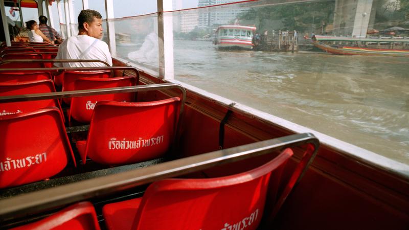 Parue dans : Chao Phraya River Express