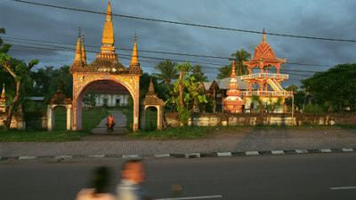 Parue dans : Vientiane