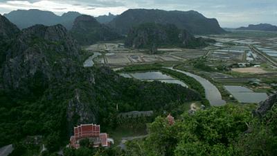 Parue dans : Prachuap Khiri Khan