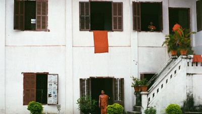 Parue dans : Vientiane